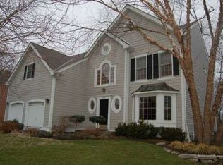 2113 Berkshire Club Dr, Anderson Twp, OH 45230