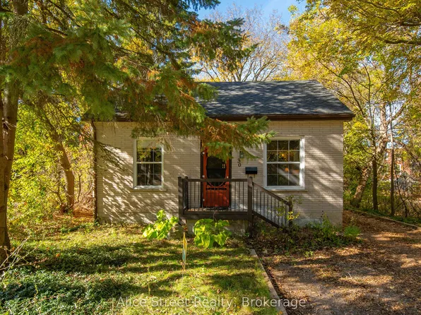 30 John St, Guelph, ON N1H 1T4