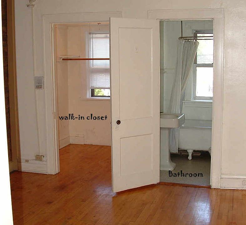 2nd image of 1905 Stevens Ave #307