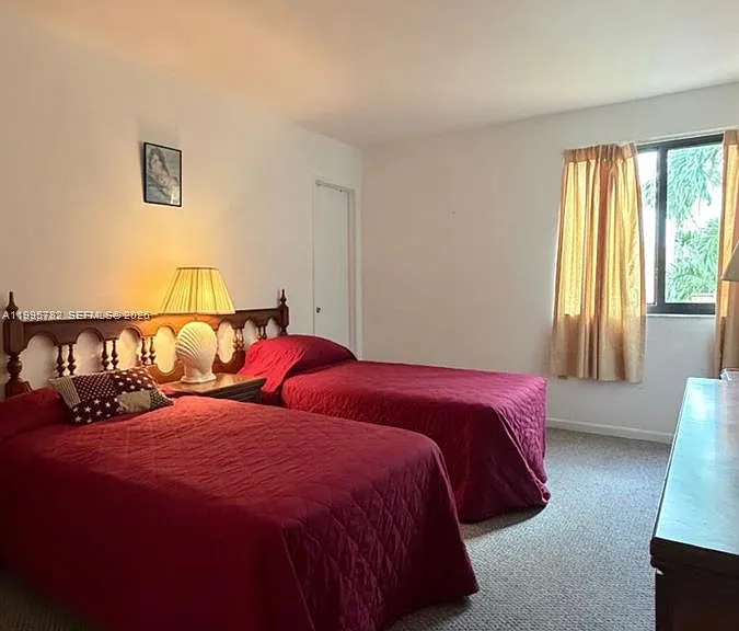 221 W Park Dr #202-3 — Photo 7