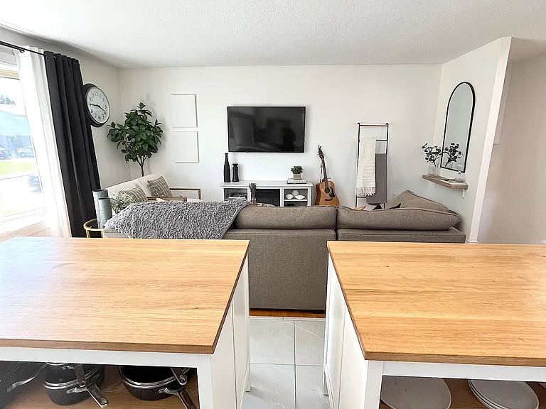 87 Locheed Dr #UPPER — Photo 6