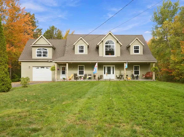 271 Hall Rd S, Kings, NS B0P 1R0
