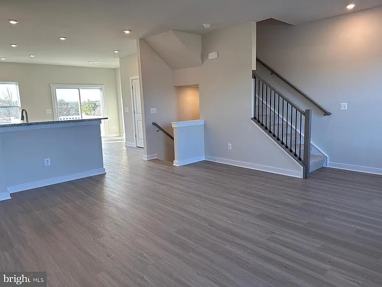 113 Marlow Ct — Photo 17