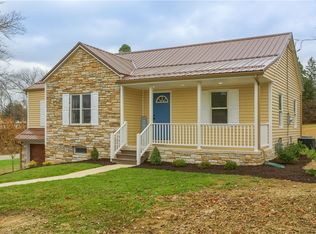 966 Mercer Rd, Butler, PA 16001