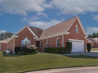 2 Hartsfield Ct, Easley, SC 29642