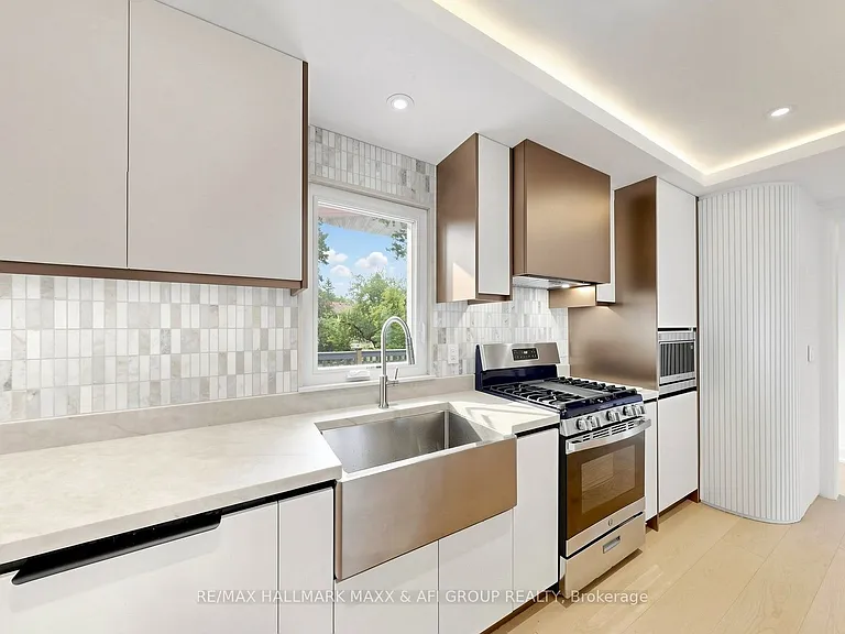 103 Ruggles Ave — Photo 10