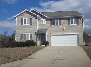2609 Ninfield Dr, Winston Salem, NC 27103