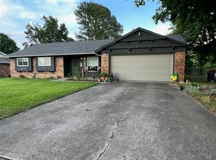 2309 Evelyn St, Springdale, AR 72762