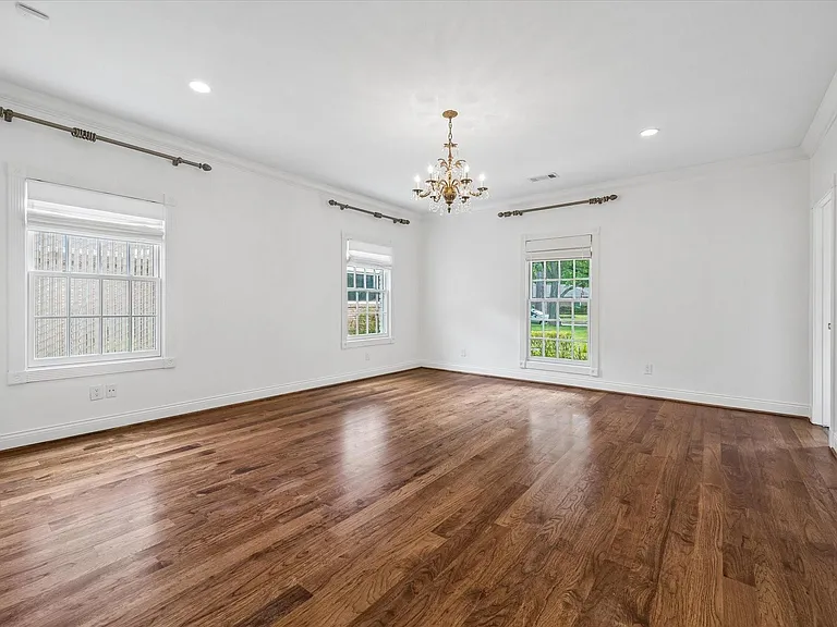 5210 Meadow Lake Ln — Photo 12