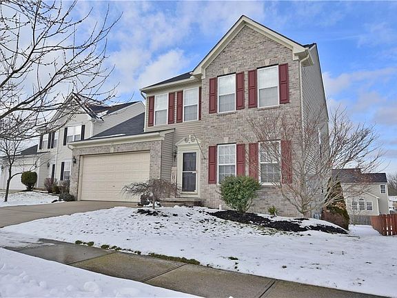 3rd image of 1311 Edgewood Ln