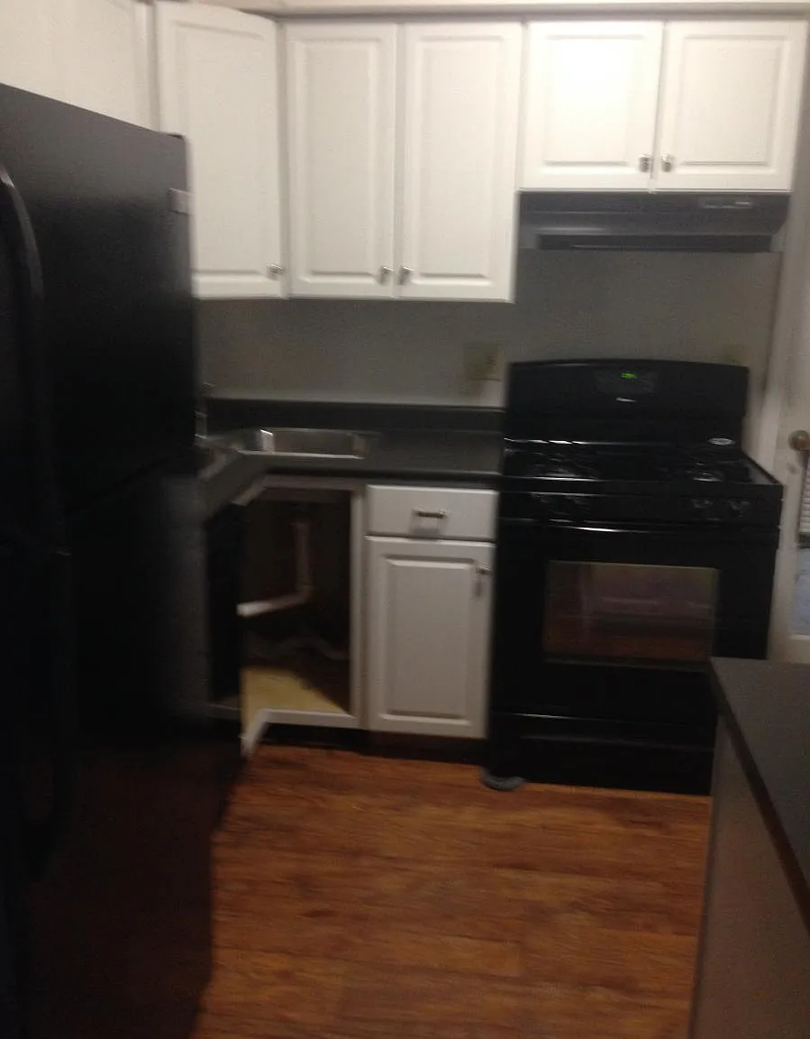 2 bed, 870 sqft, $1,195 — Photo 1
