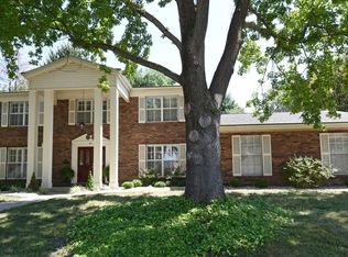 10 Brandonwood Dr, O Fallon, IL 62269