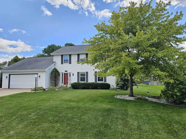 4077 Westview Ln, Oshkosh, WI 54904