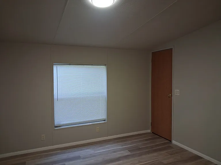 8611 187th Pl — Photo 10