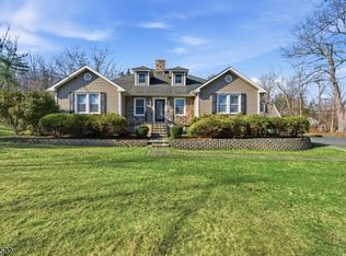 1 Old Mill Rd, Chester, NJ 07930