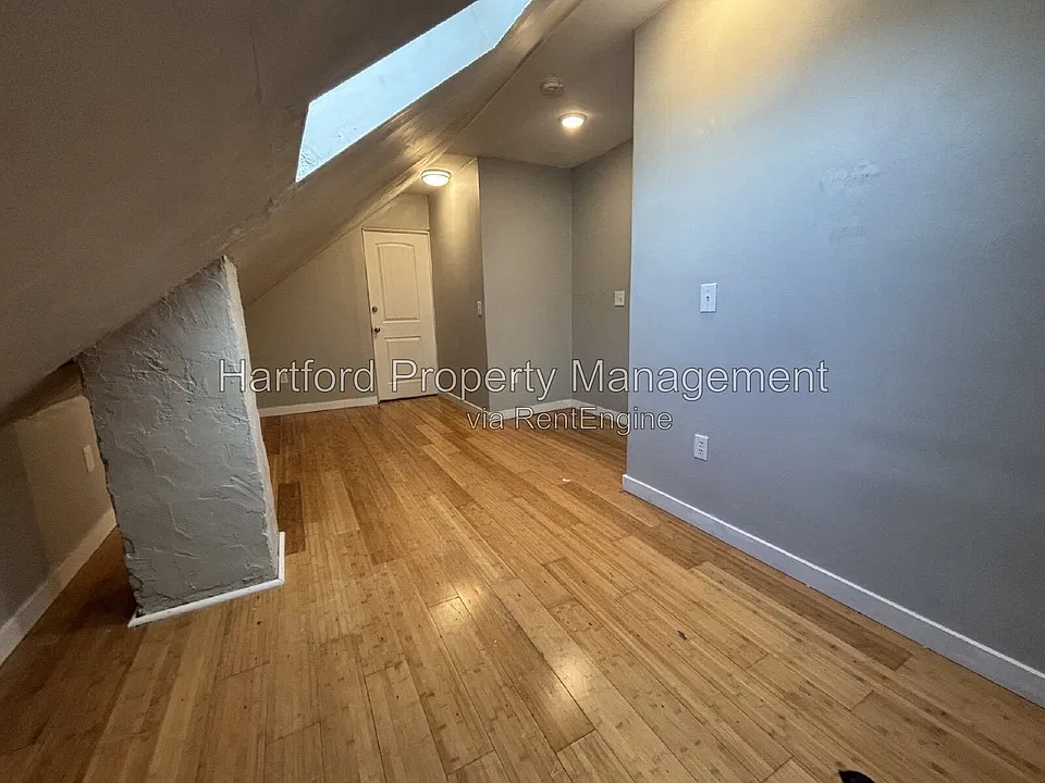 42 Spruce St #3
