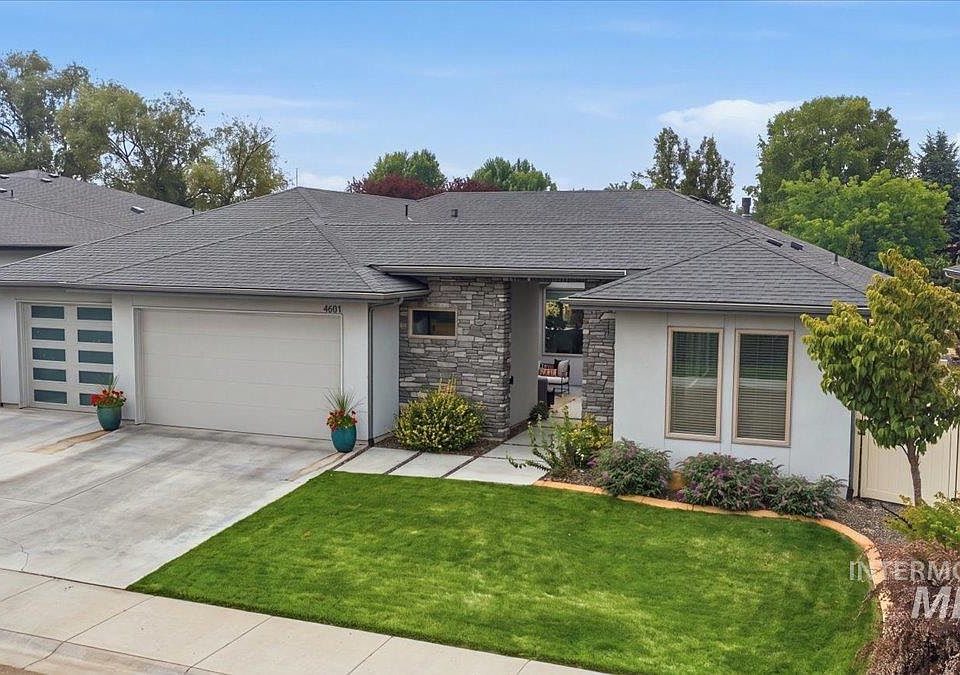 1st image of 4601 E Copper Point Dr