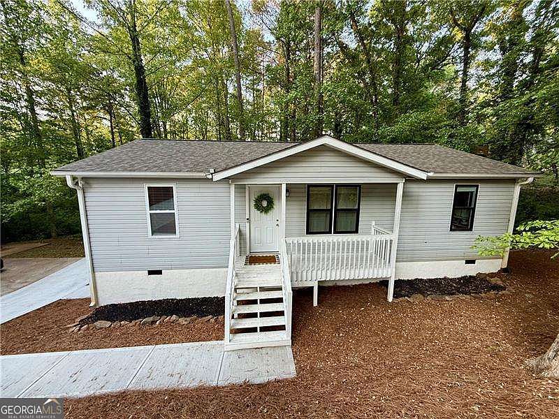 1st image of 140 Rosewood Dr