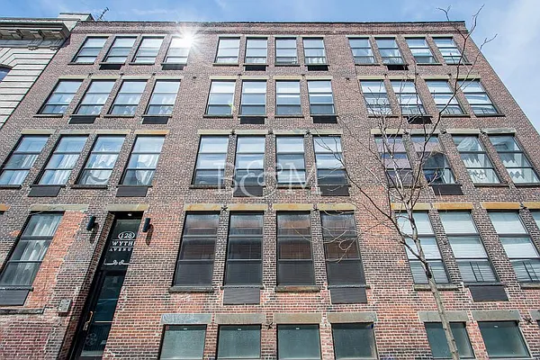 Rented by Brick&Mortar | media 11