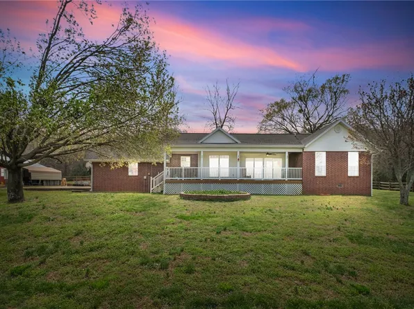 11993 Ranchwood Rd, Prairie Grove, AR 72753
