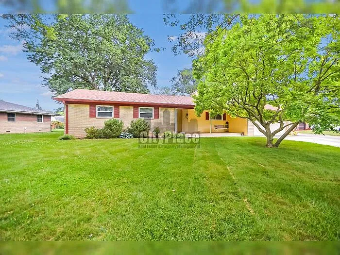 3 bed, 2.0 bath, 1502 sqft, $1,750 — Photo 1