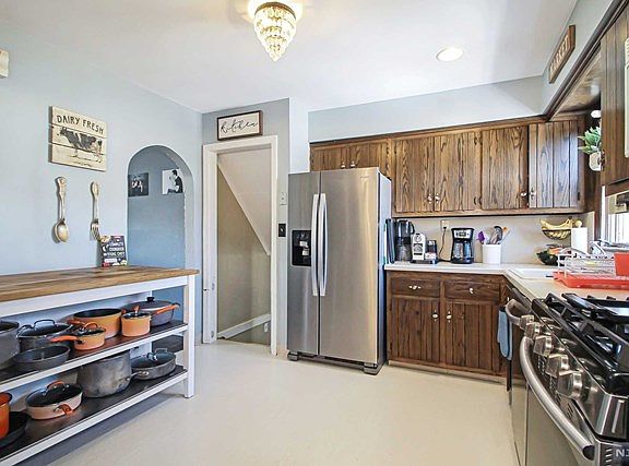 5th image of 553 Sollas Ct