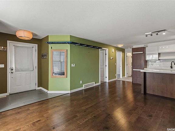 5th image of UNIT 121-2315 McClocklin ROAD