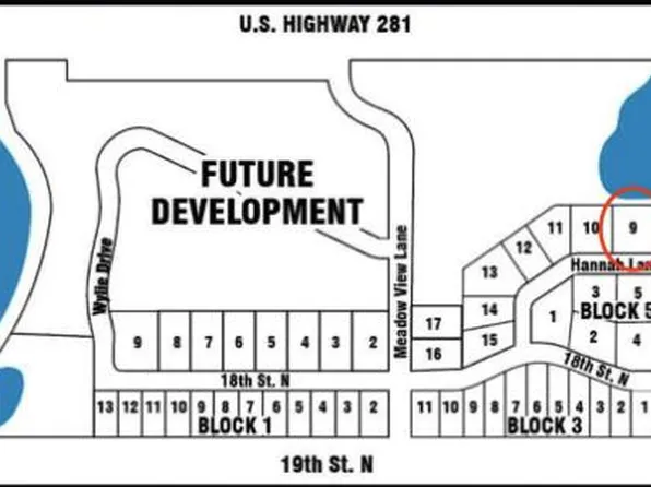 1508 Hannah Ln, Aberdeen, SD 57401