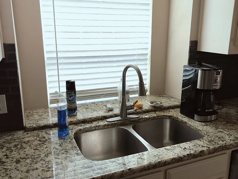 8001 Case Dr — Photo 50