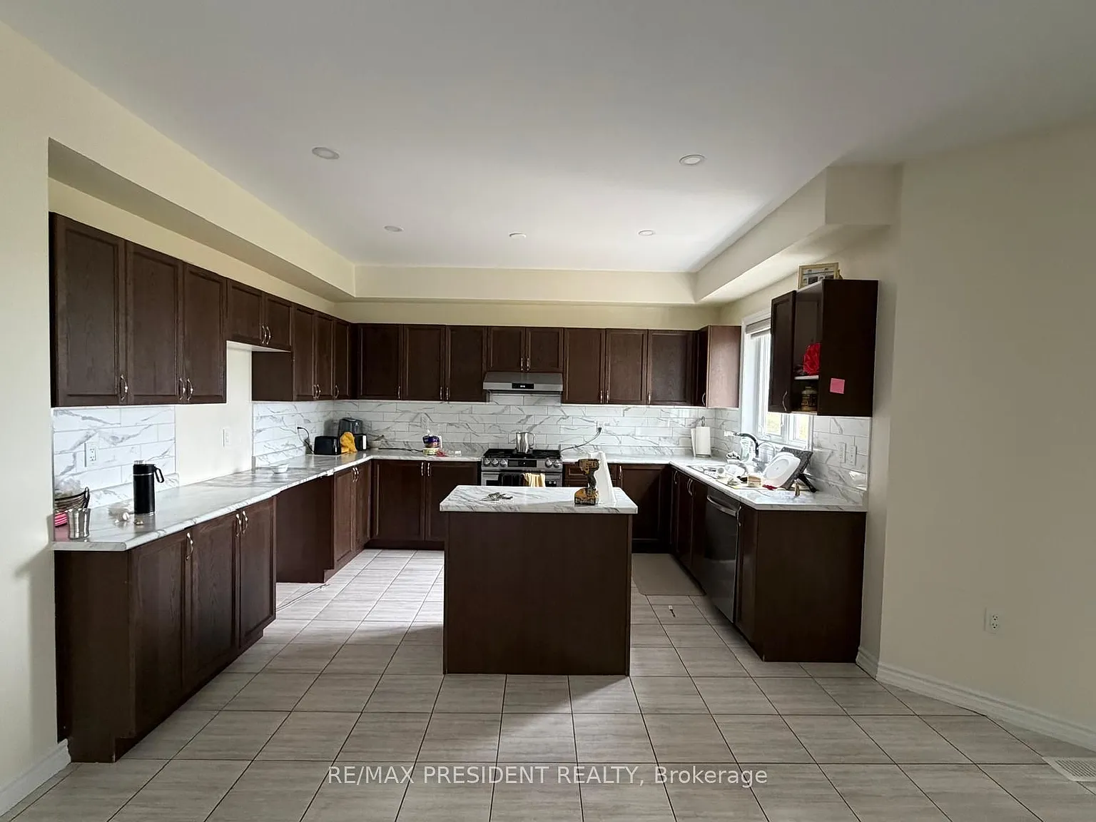 5 bed, $3,800 — Photo 3