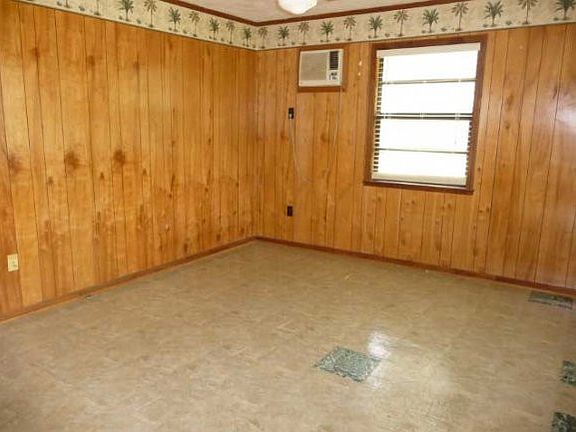 2nd image of 308 S Copeland Ave