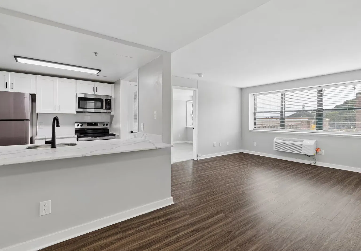 32 Cattano Ave — Photo 4