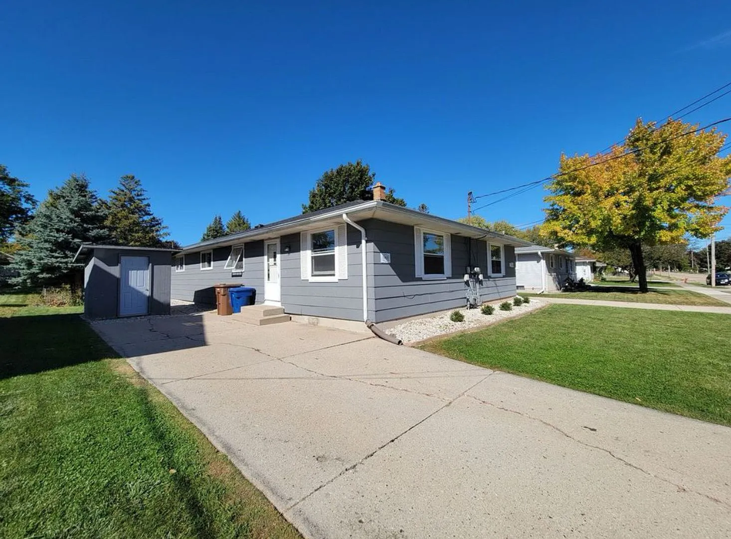 970 Grove Street — Photo 1