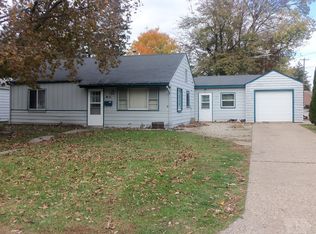 1610 Pine St, Burlington, IA 52601