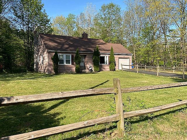 1st image of 184 Woodland Dr