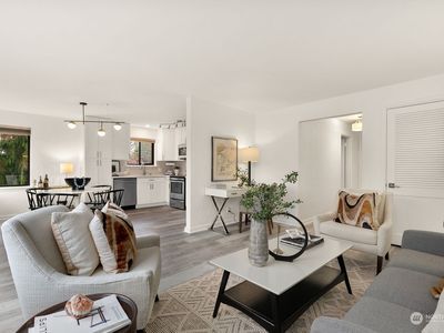 2450 Dexter Avenue N #301, Seattle, WA, 98109