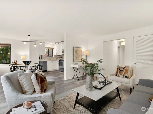2450 Dexter Avenue N #301, Seattle, WA 98109