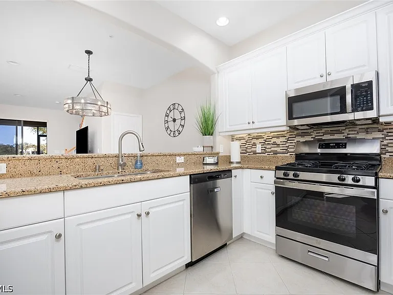3181 Cottonwood Bnd #901 — Photo 15