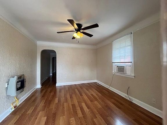 2nd image of 1638 Music St