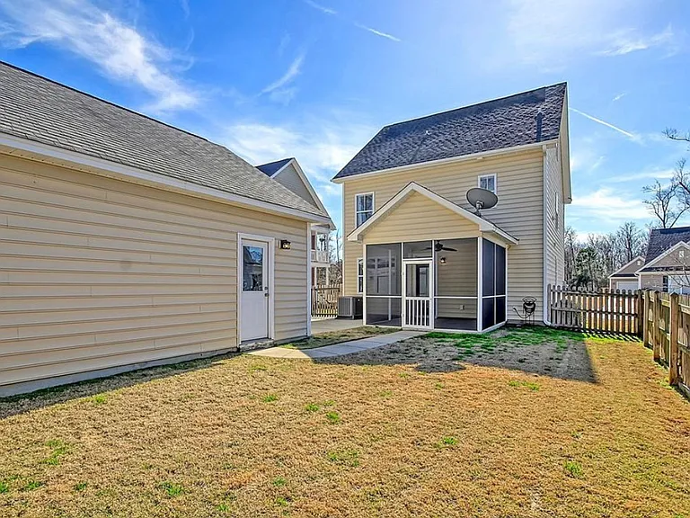 1490 Seabago Dr — Photo 4