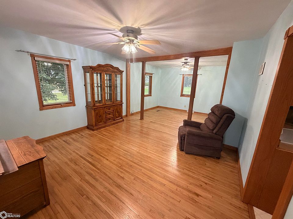 13th image of 20862 H Ave