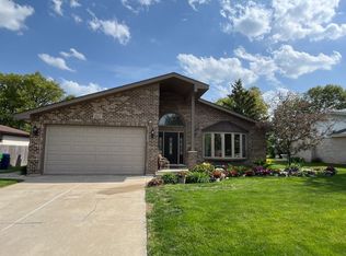 12415 W Martingale Ln, Homer Glen, IL 60491