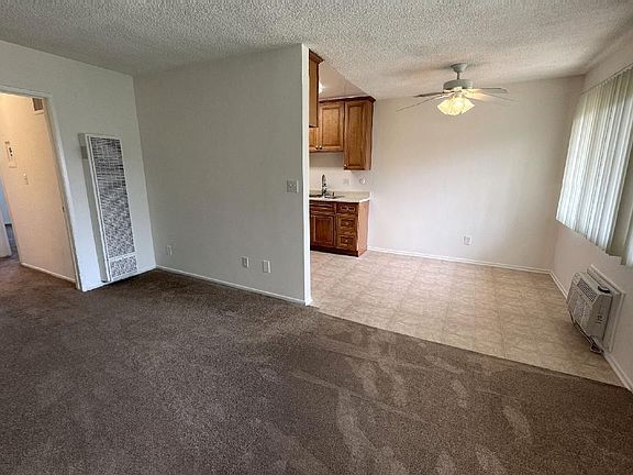 5th image of 10849 Bloomfield St APT 9