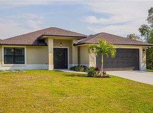 723 Kalamar Dr, Lehigh Acres, FL 33974