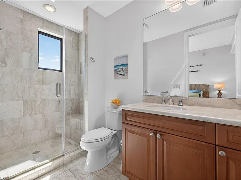 1540 5th Ave S #D-305 — Photo 23