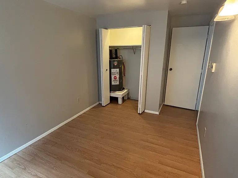5838 Alderson St #4 — Photo 9