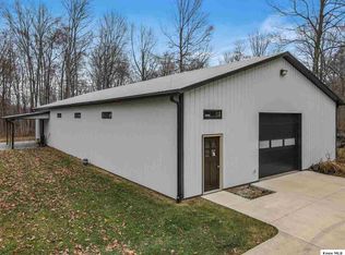 20809 Beaver Rd, Howard, OH 43028