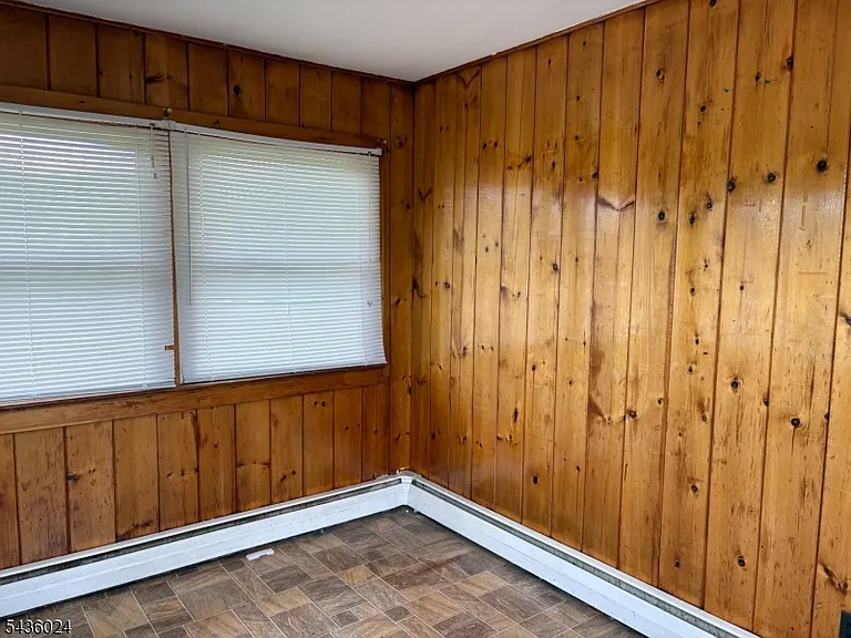 30 Perry Rd — Photo 5