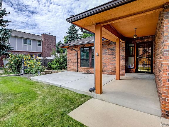 3rd image of 13994 W 58th Pl