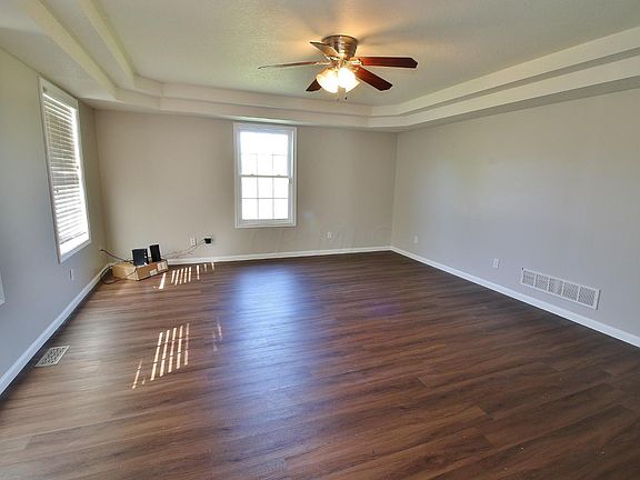 3rd image of 7290 Cassies Way